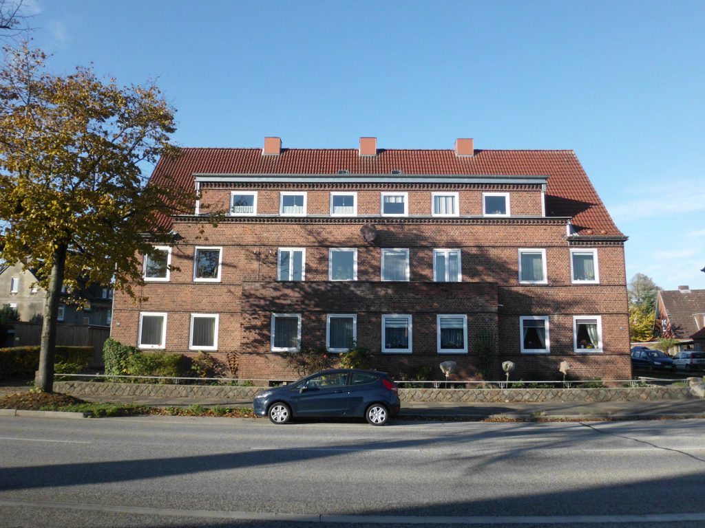 Mehrfamilienhaus mit 6 Wohnungen
